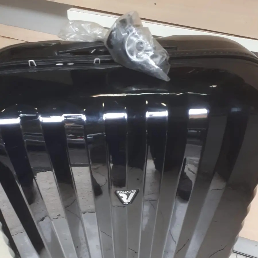 riparazione Carucci trolley roncato maniglia